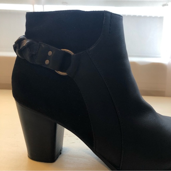 Fun, New Directions Black Booties - Picture 6 of 8